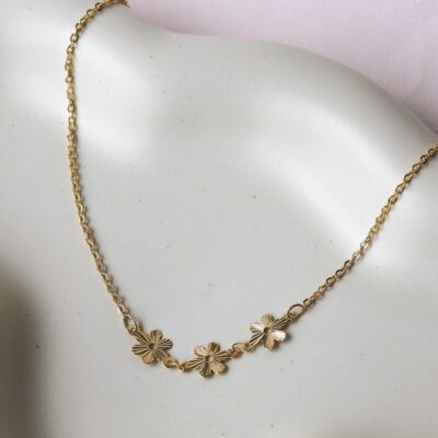 Colliers Horace Jewelry  | Lily